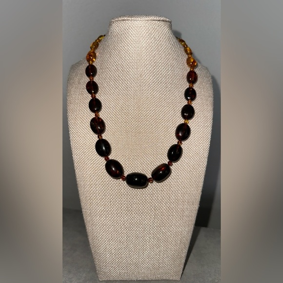 Dark Amber bead necklace by Jay King - Picture 4 of 10